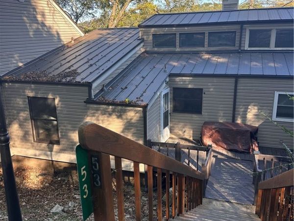 53 Oak Point Drive, Holiday Island, AR 72631
