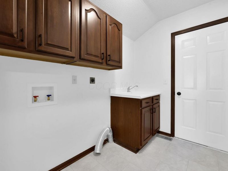 7164 Durness Place, Columbus, OH 43235 Photo 15