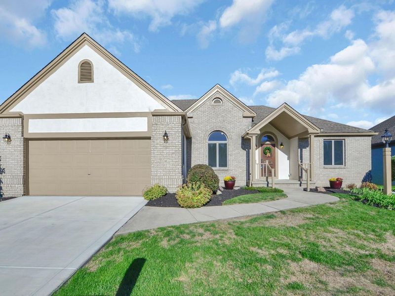 7164 Durness Place, Columbus, OH 43235 Photo 2