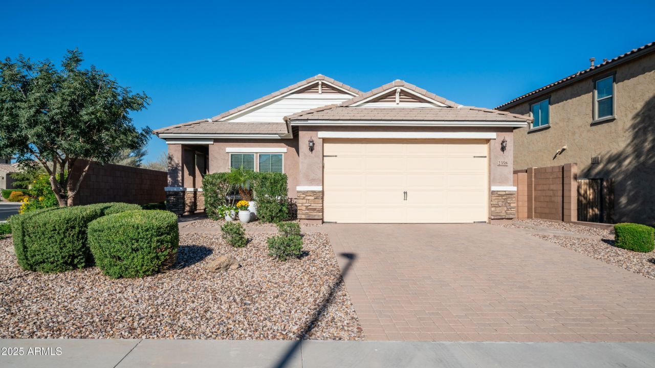 2358 E Runaway Bay Place, Gilbert, AZ 85298 Main Photo