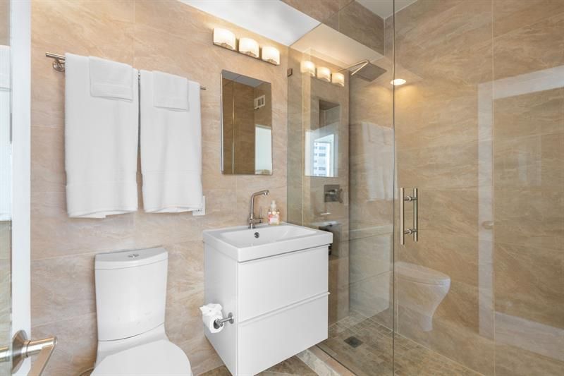 1900 S Ocean Drive, Unit 1002, Fort Lauderdale, FL 33316 Photo