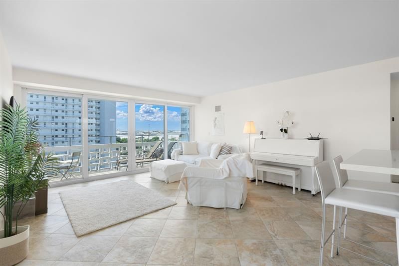 1900 S Ocean Drive, Unit 1002, Fort Lauderdale, FL 33316 Photo