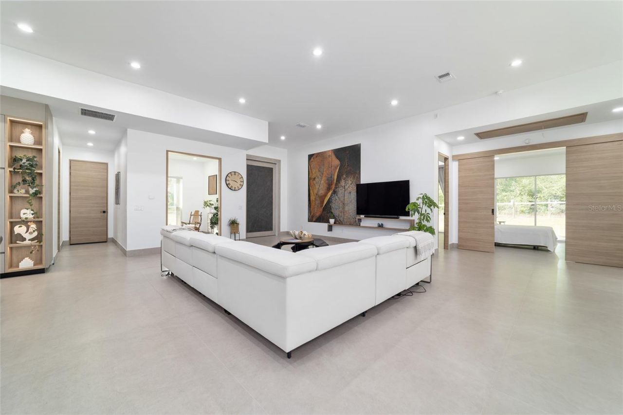 9277 SW 27th Avenue, Ocala, FL 34476 Photo