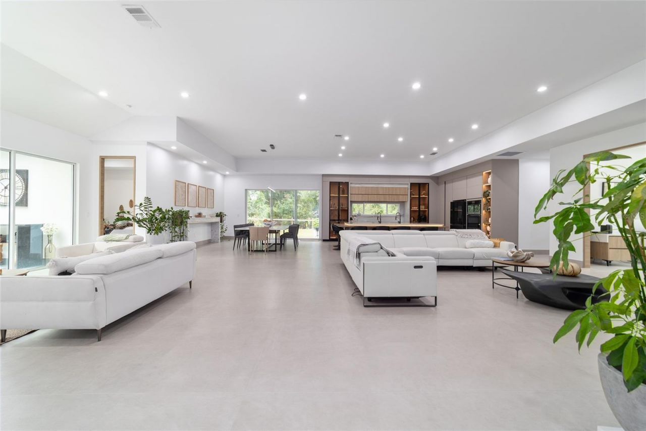 9277 SW 27th Avenue, Ocala, FL 34476 Photo