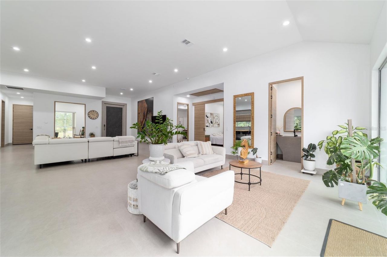 9277 SW 27th Avenue, Ocala, FL 34476 Photo