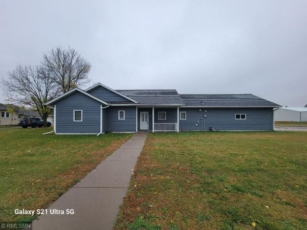 541 Creamery Lane S, Browerville, MN 56438