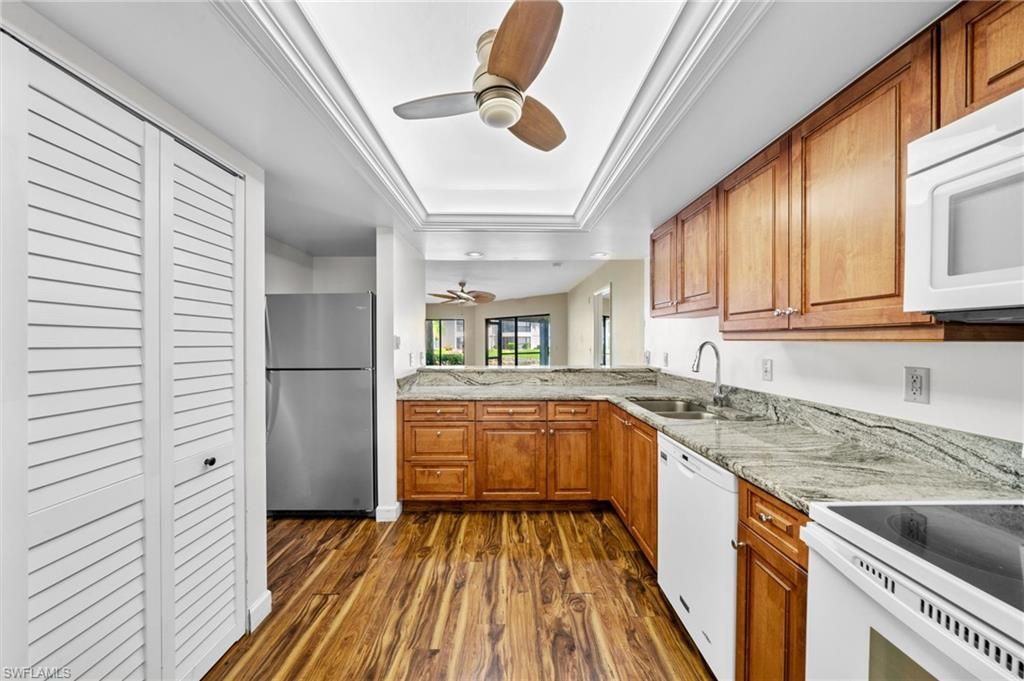 6979 Winkler Rd, Unit 317, Fort Myers, FL 33919 Photo