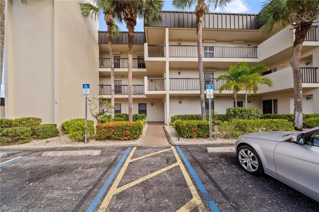 6979 Winkler Rd, Unit 317, Fort Myers, FL 33919 Photo