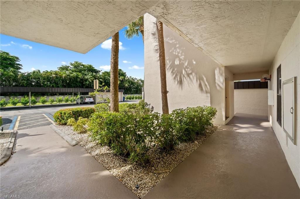6979 Winkler Rd, Unit 317, Fort Myers, FL 33919 Photo