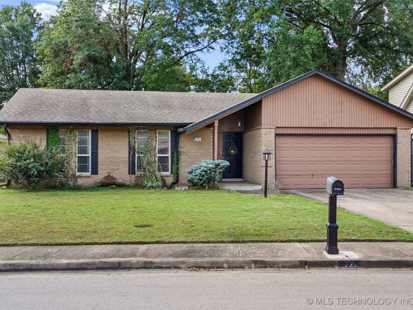 721 W Boston Street, Broken Arrow, OK 74012