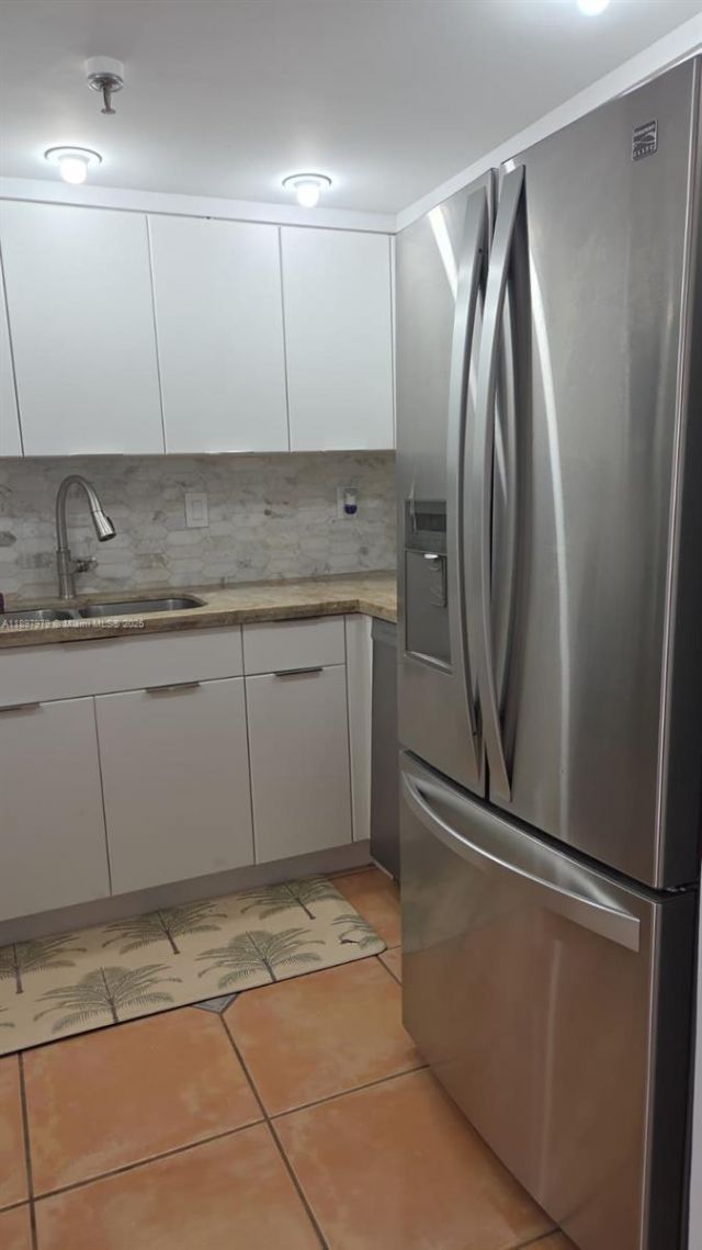 5249 NW 7th St, Unit 418, Miami, FL 33126 Photo