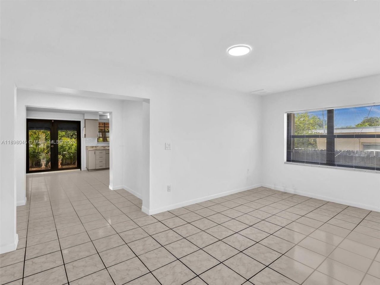 6460 SW 2nd St, Miami, FL 33144 Photo