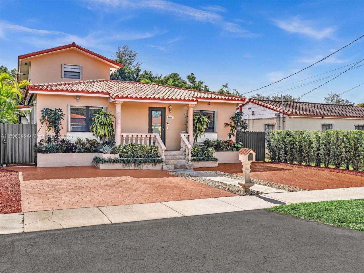 6460 SW 2nd St, Miami, FL 33144 Photo