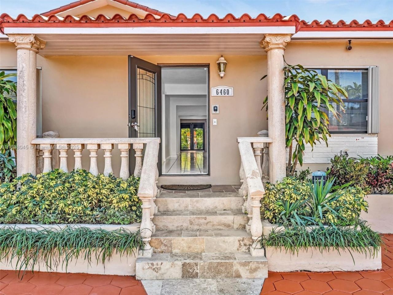 6460 SW 2nd St, Miami, FL 33144 Photo