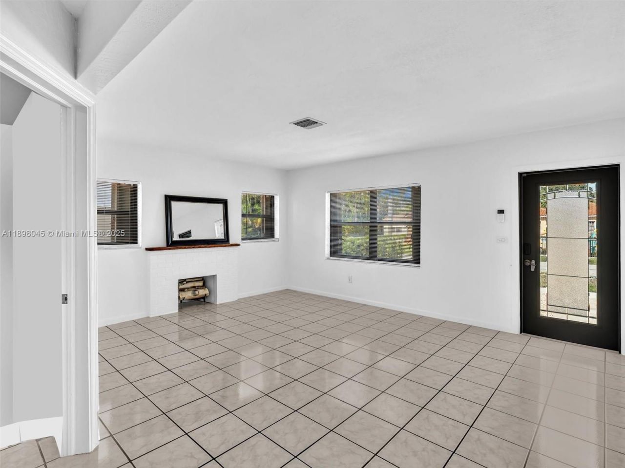 6460 SW 2nd St, Miami, FL 33144 Photo