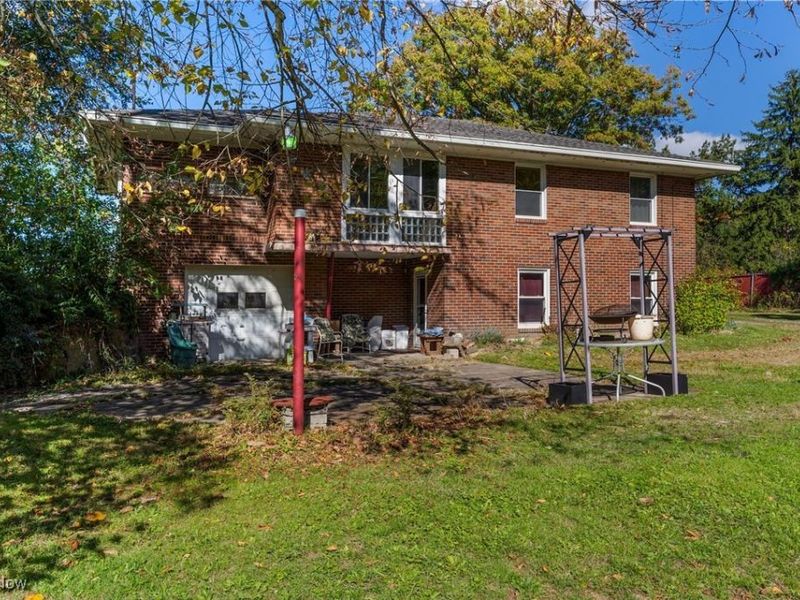 6565 McCartney Road, Lowellville, OH 44436 Photo 8