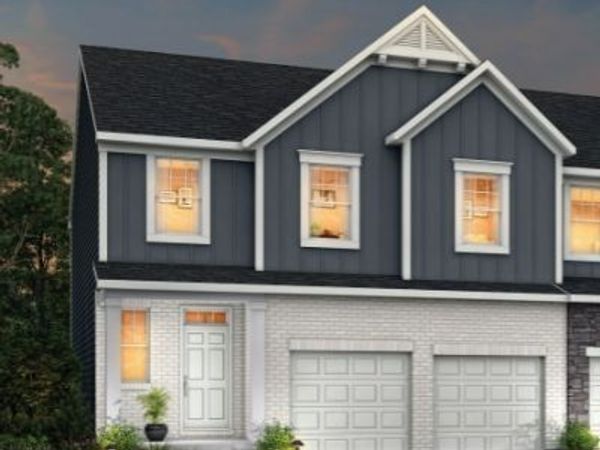 2075 Glenmont Drive, Brunswick, OH 44212