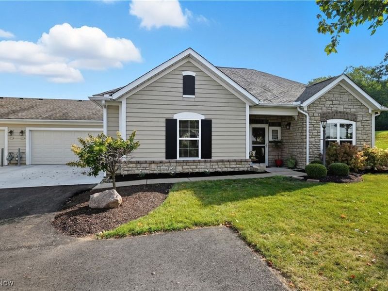 1314 Bridgewater Way N, Mansfield, OH 44906 Photo 1