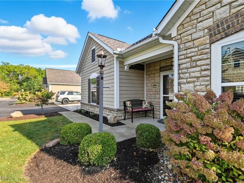1314 Bridgewater Way N, Mansfield, OH 44906 Photo 2