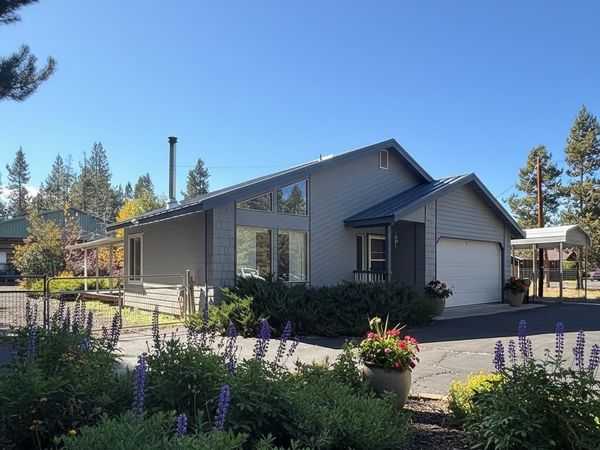 17285 Scaup Drive, Bend, OR 97707