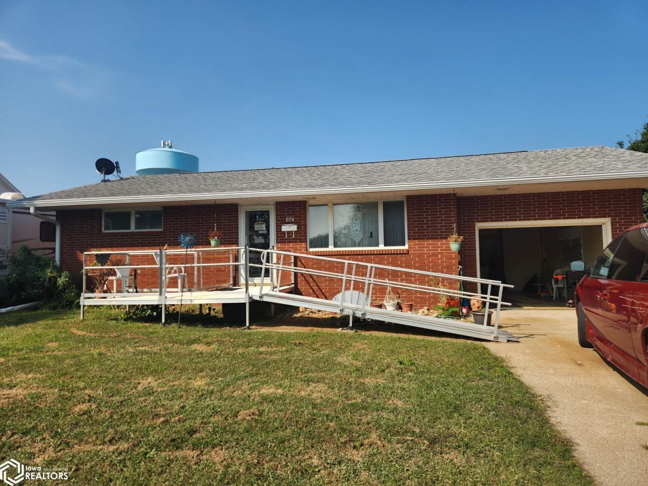 614 N First Street, Knoxville, IA 50138 Main Photo