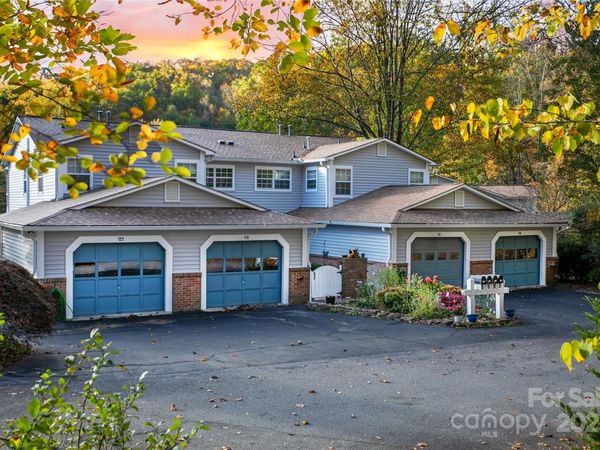 110 Lakeview Court, Brevard, NC 28712