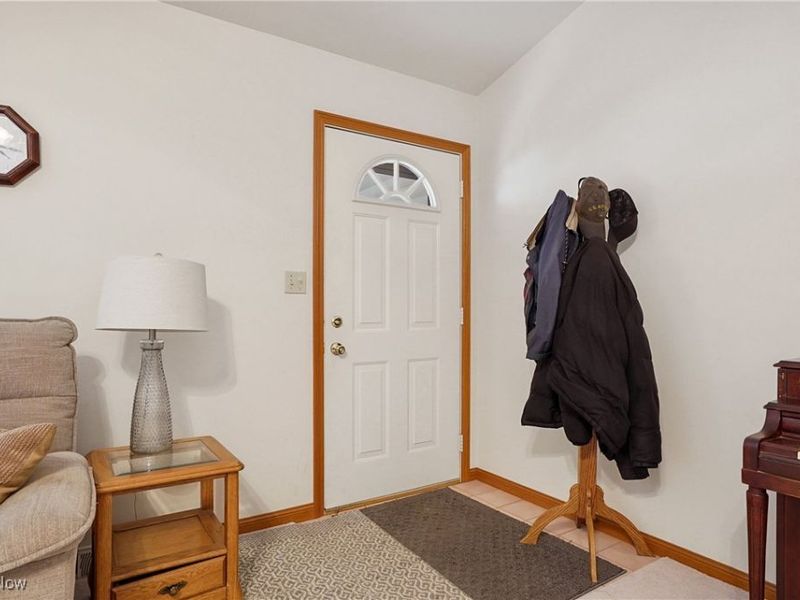 6695 Clingan Road, Unit 10, Poland, OH 44514 Photo 14