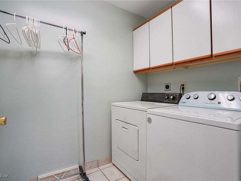 6695 Clingan Road, Unit 10, Poland, OH 44514 Photo 23