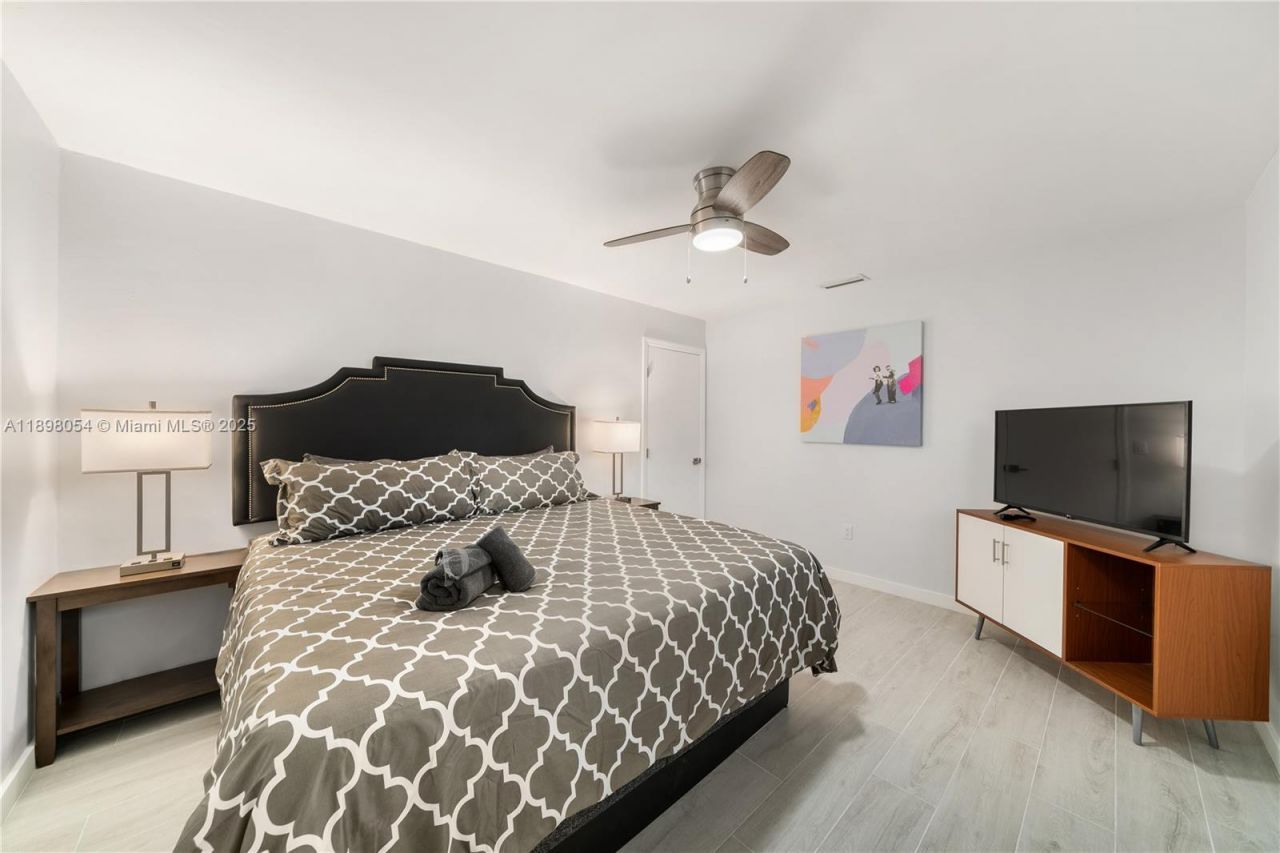 5037-5035 NW 5th Ave, Miami, FL 33127 Photo