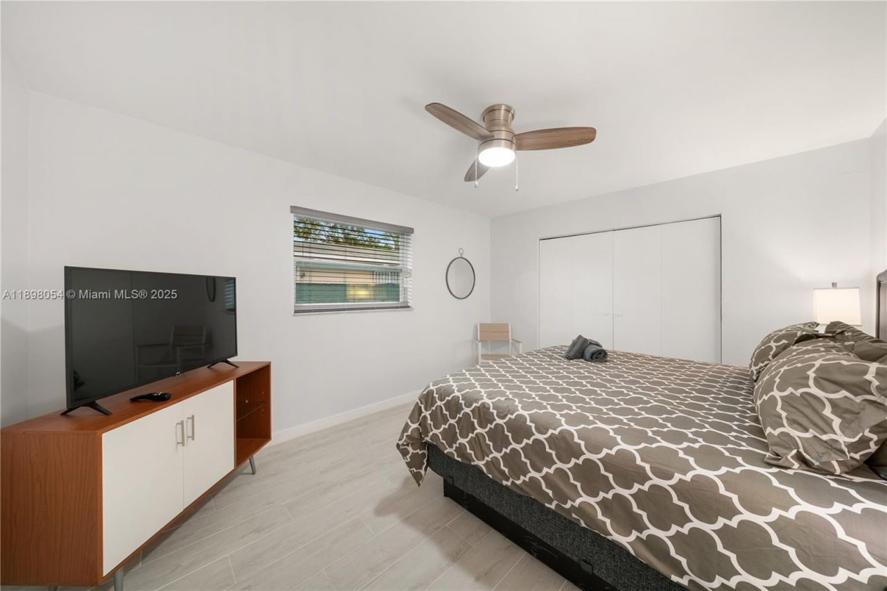 5037-5035 NW 5th Ave, Miami, FL 33127 Photo