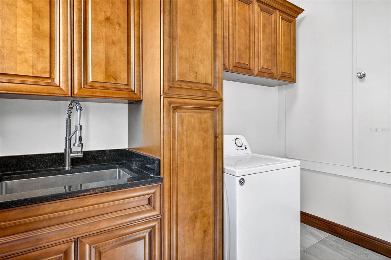 10908 Flint Estates Drive, Thonotosassa, FL 33592 Photo