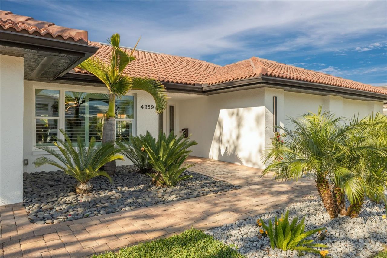 4959 58th Avenue S, Saint Petersburg, FL 33715 Photo