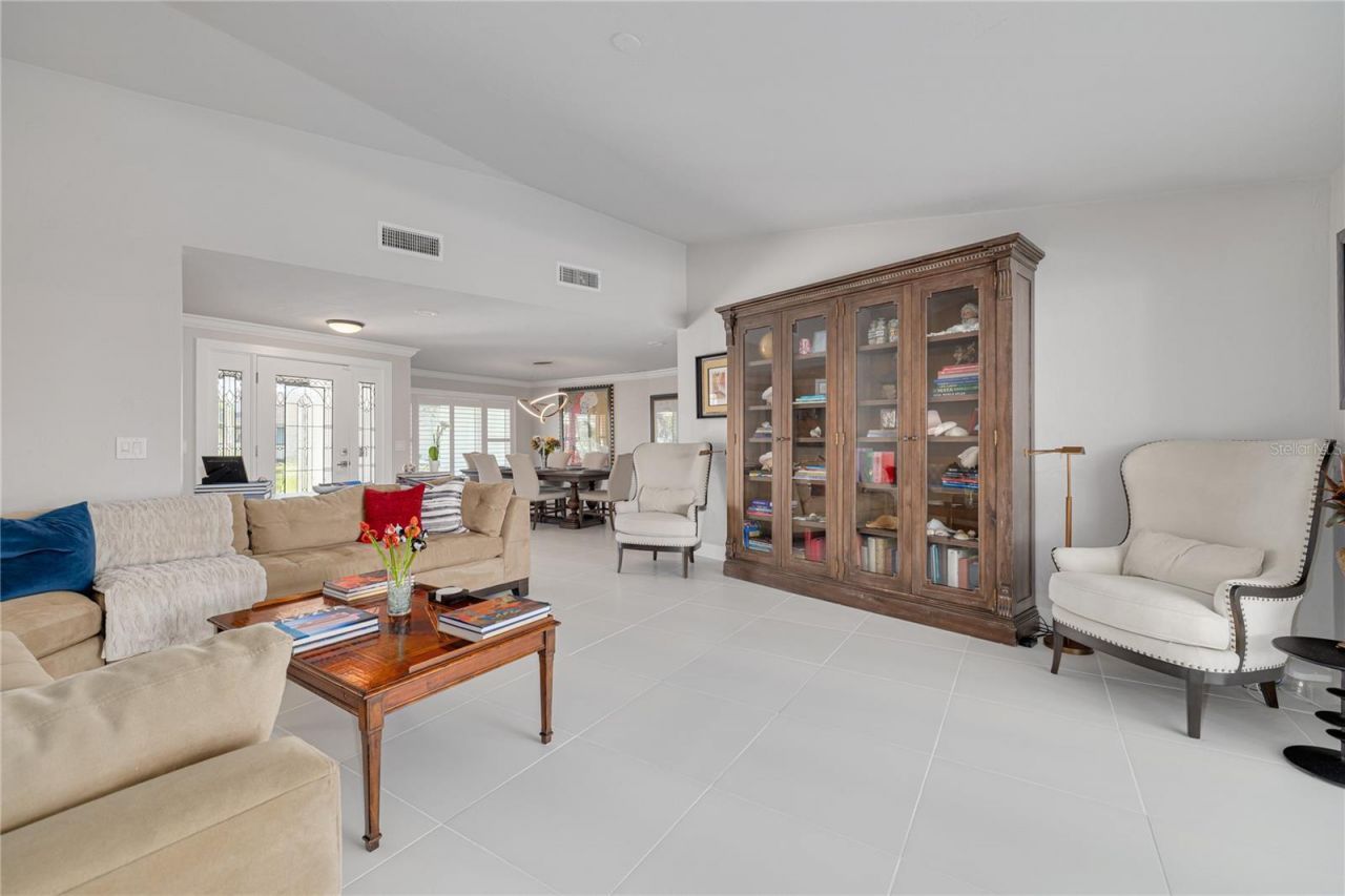 4959 58th Avenue S, Saint Petersburg, FL 33715 Photo