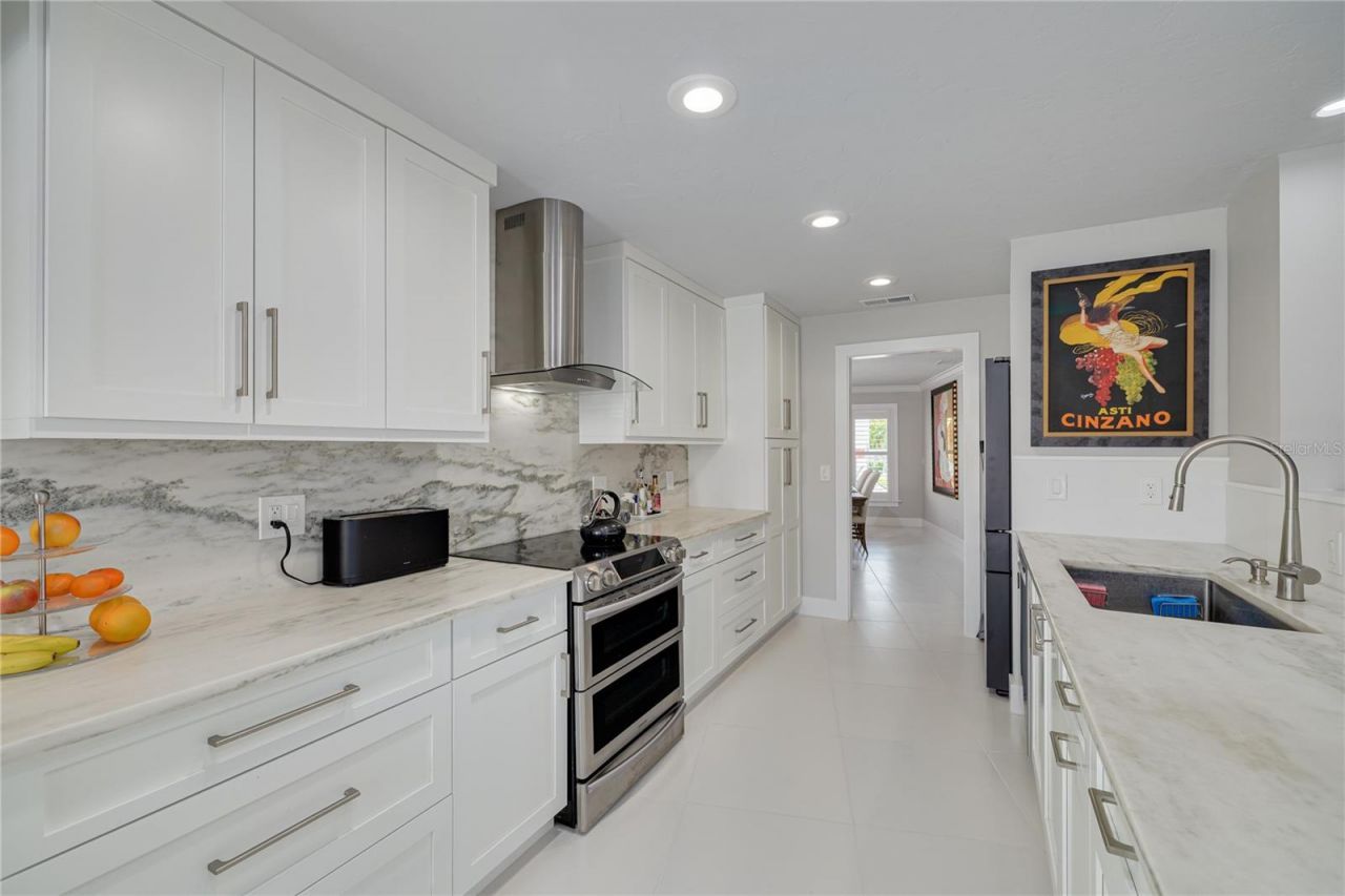 4959 58th Avenue S, Saint Petersburg, FL 33715 Photo