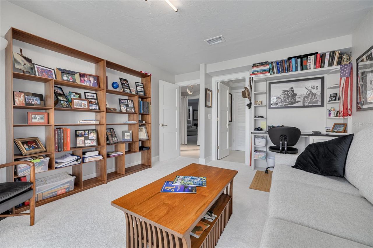 4959 58th Avenue S, Saint Petersburg, FL 33715 Photo