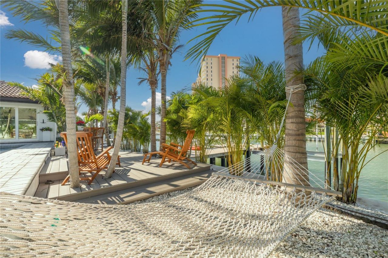 4959 58th Avenue S, Saint Petersburg, FL 33715 Photo