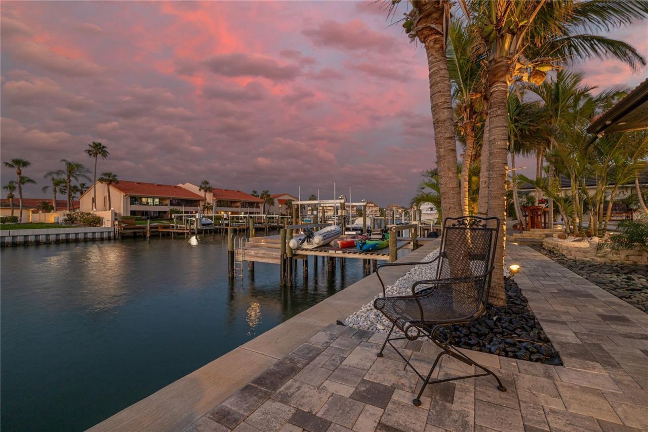 4959 58th Avenue S, Saint Petersburg, FL 33715 Photo