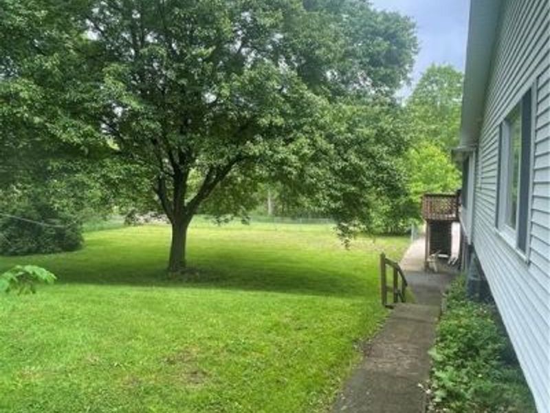 2470 Massillon Road, Akron, OH 44312 Photo 8