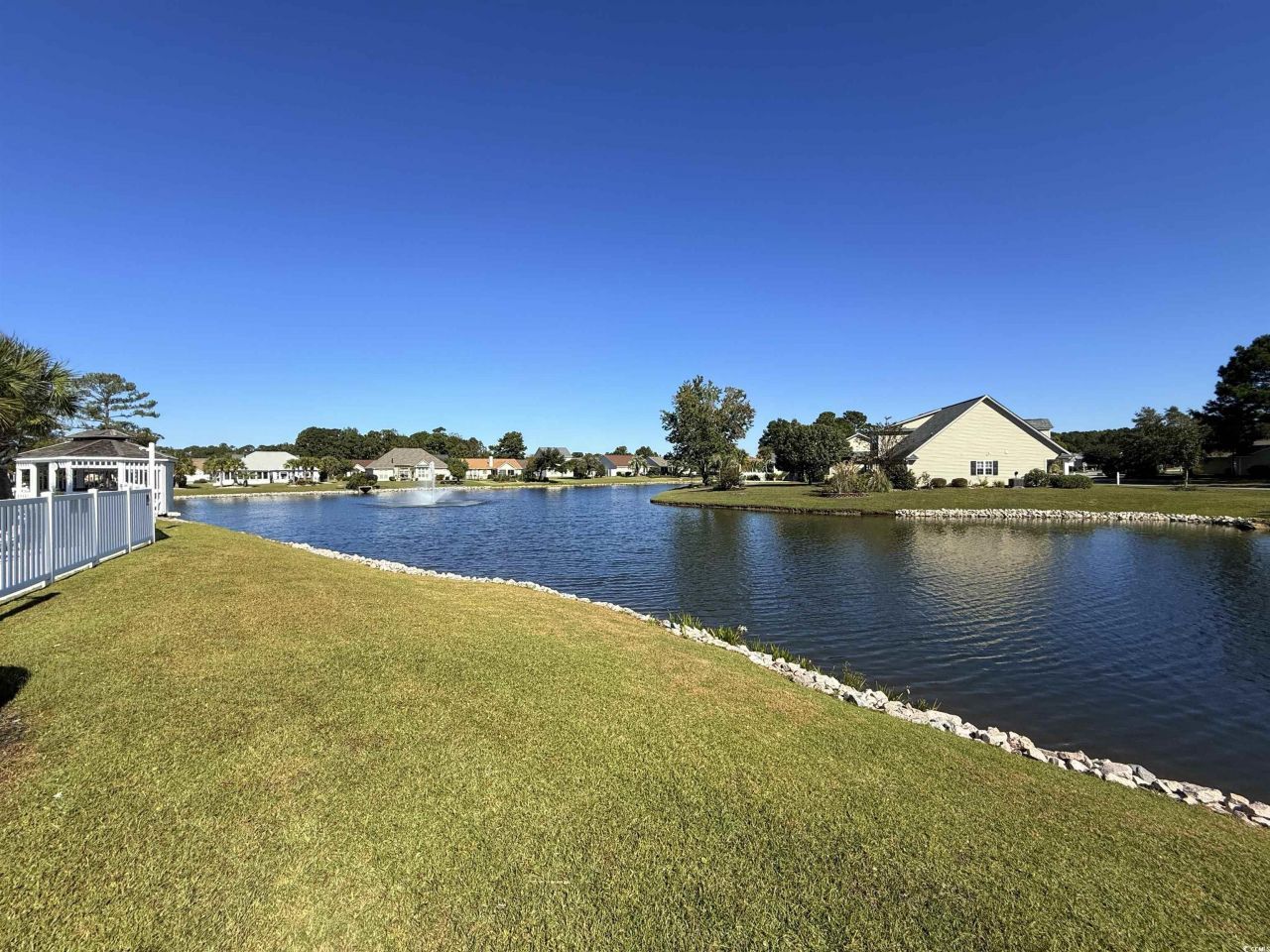 338 Vermillion Dr. Photo 21