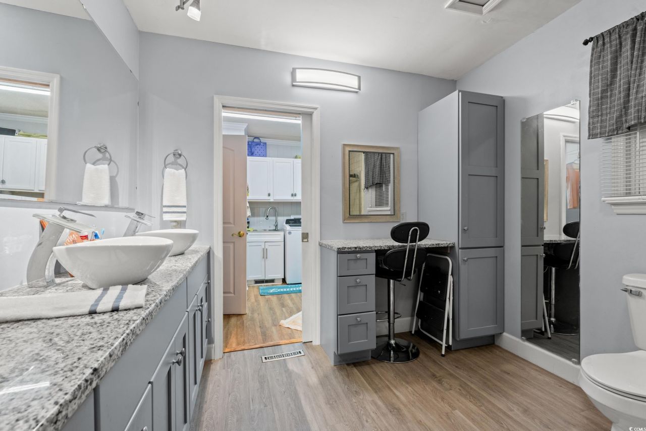 406 S Rosemary Ave. Photo 18