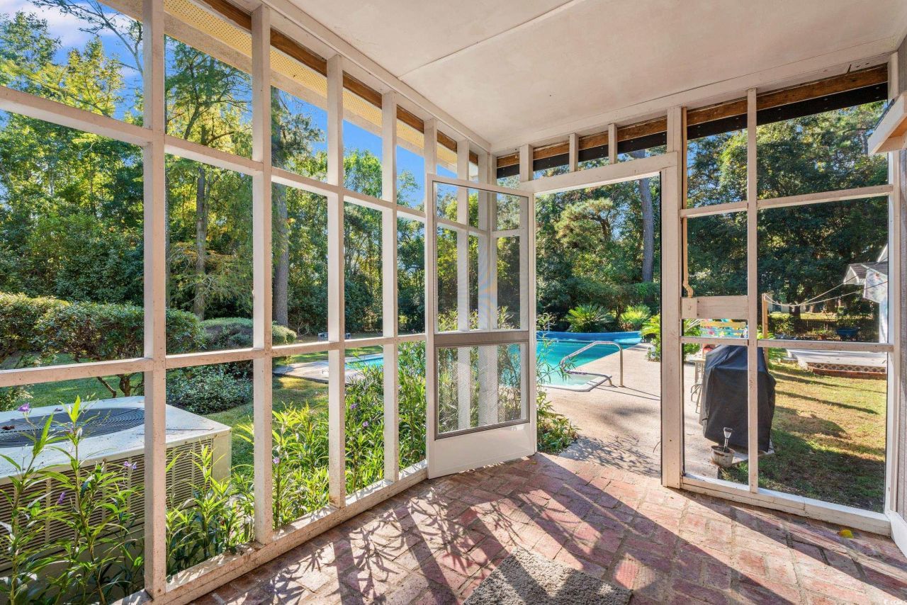 406 S Rosemary Ave. Photo 26