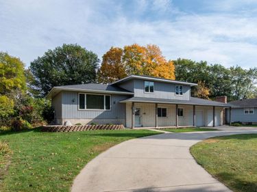 1810 Mary Lane, North Mankato, MN 56003