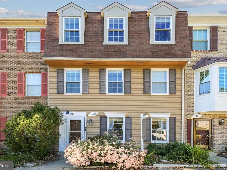 30 Spring Street, Gaithersburg, MD 20877 Main Photo