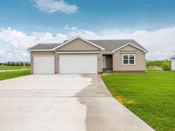 1645 Dalton Street, Jesup, IA 50648