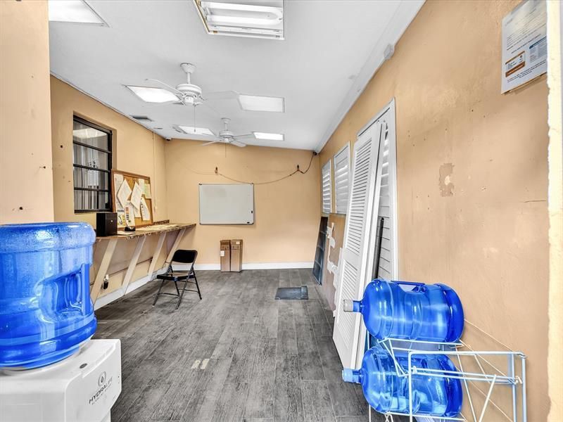 4901 SW 51st St, Davie, FL 33314 Photo