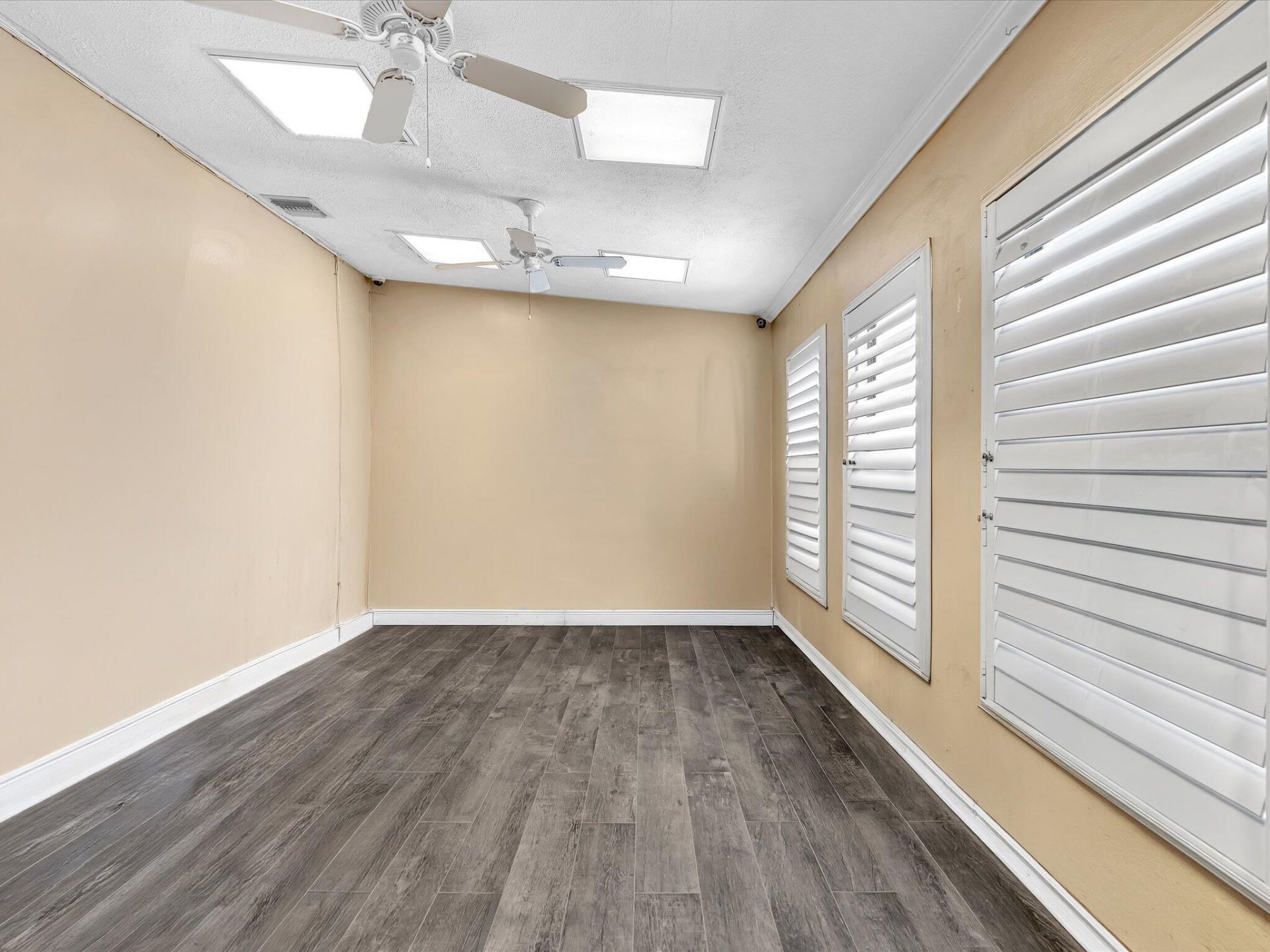 4901 SW 51st Street, Davie, FL 33314 Photo