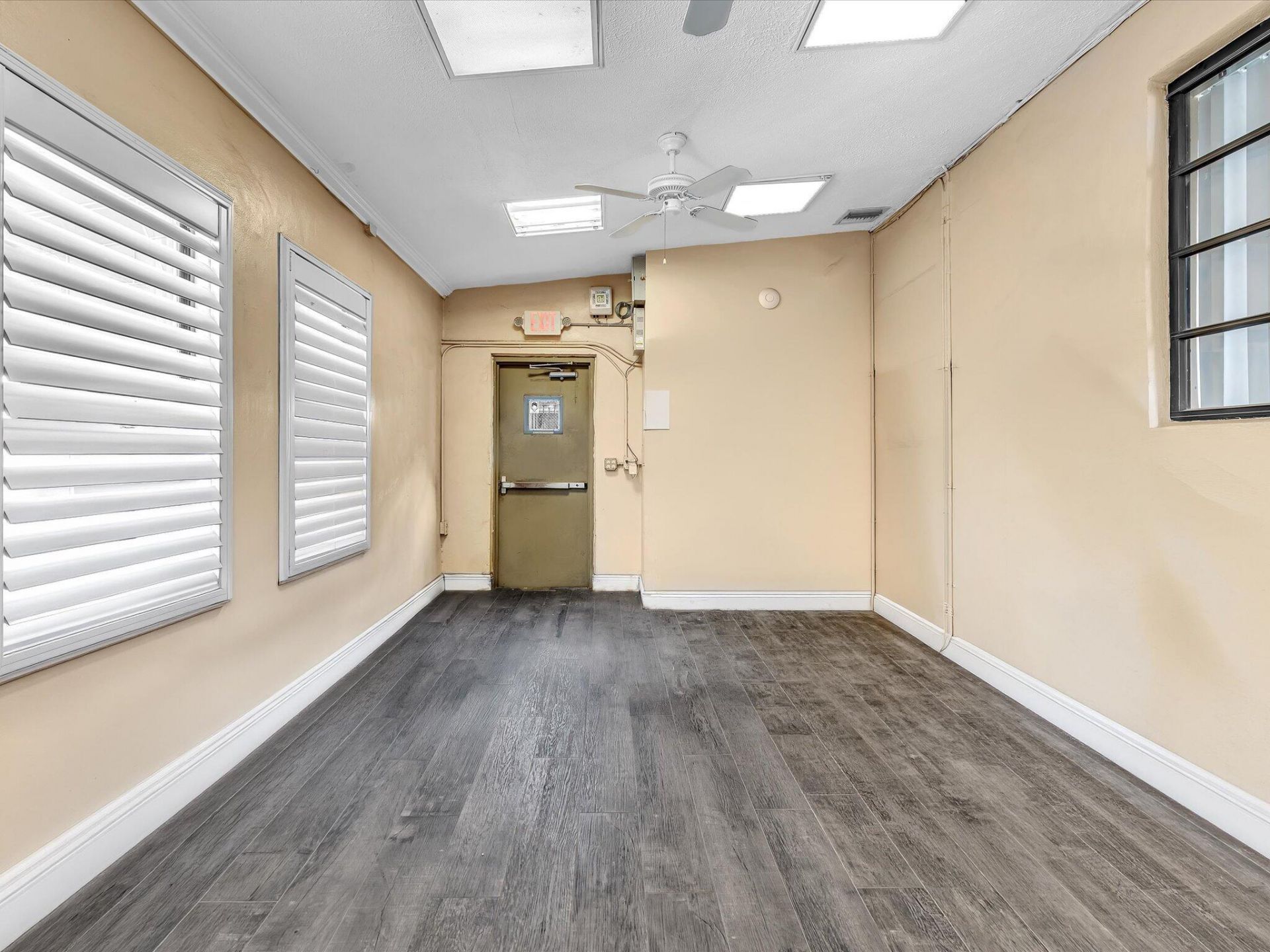 4901 SW 51st Street, Davie, FL 33314 Photo