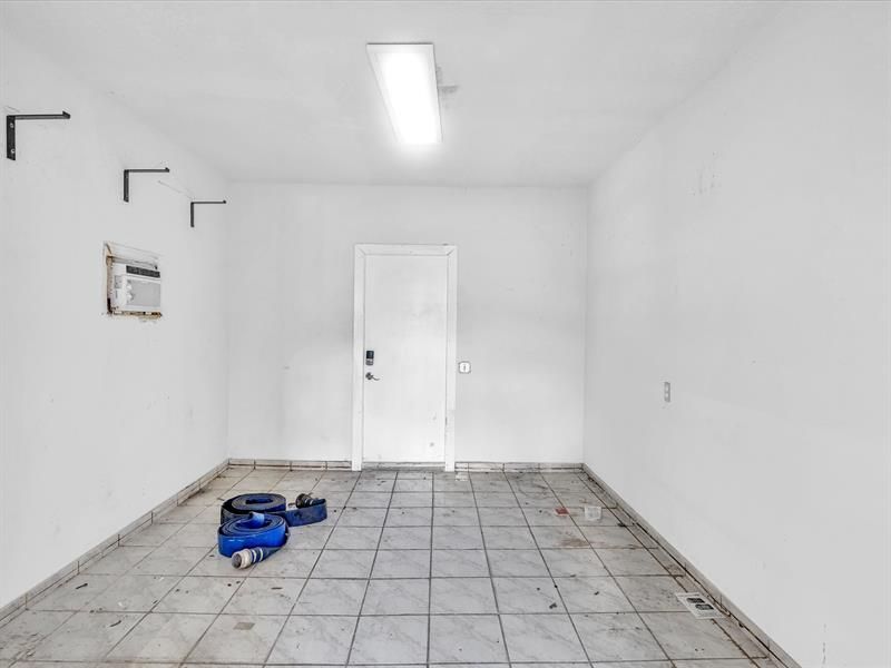 4901 SW 51st St, Davie, FL 33314 Photo