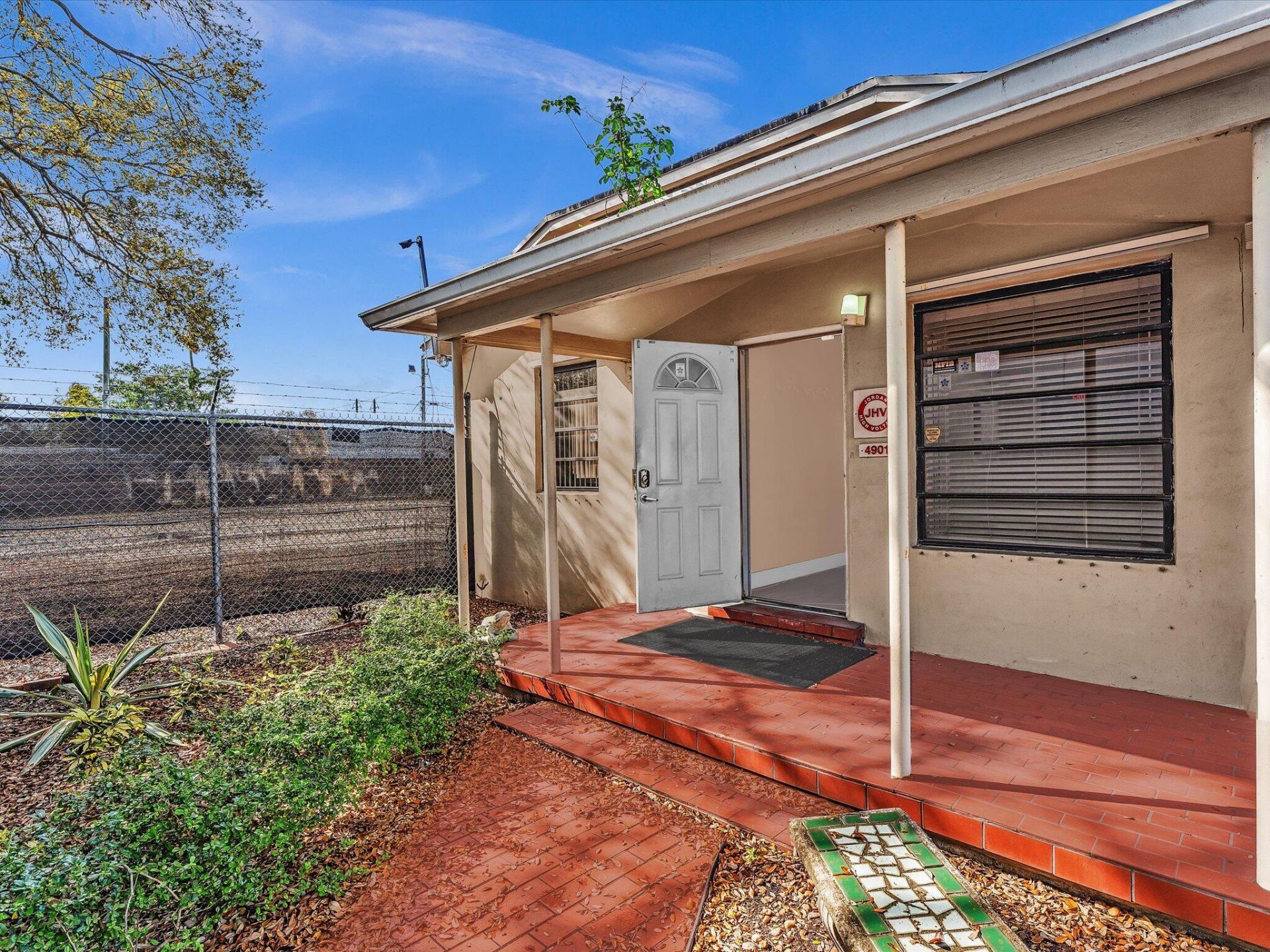 4901 SW 51st Street, Davie, FL 33314 Photo