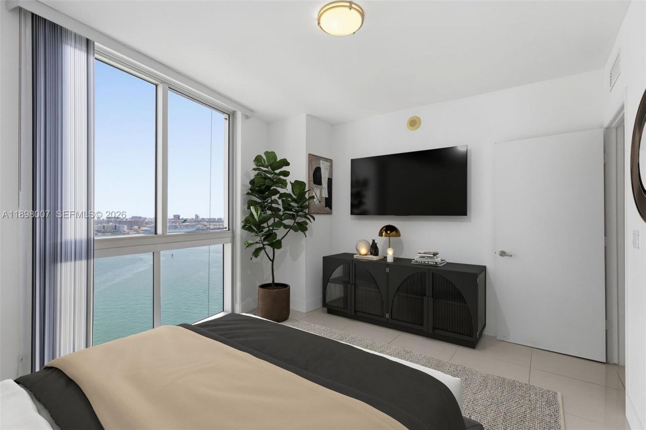 465 Brickell Ave, Unit 1602, Miami, FL 33131 Photo